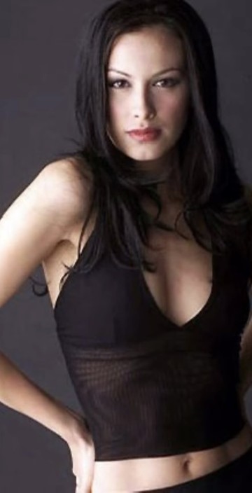 Sophia Latjuba Ikut Gelombang Nostalgia Digital, Pesona Abadi Foto Era 90-an Banjir Pujian