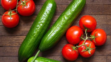 Sayuran penangkal kolesterol. Foto: Getty Images/JeKh