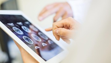 Klarifikasi Resmi: Hoaks Ancaman Lockdown Inggris Terkait Penyakit Otak Dibantah Keras