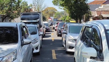 Dinamika Arus Balik 2026: Jalur Gentong Tasikmalaya Mulai Dipadati Kendaraan Menuju Bandung