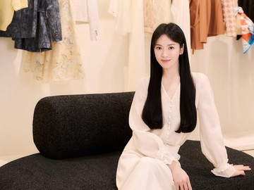 Intip Trik Penampilan Baru Song Hye Kyo: Rambut Panjang Jadi Sorotan Publik