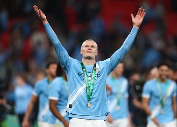 Teranyar, Manchester City menang 2-0 atas Arsenal di final Carabao Cup, Minggu (22/3). Dua gol dikemas Nico O'Reilly (REUTERS/David Klein)