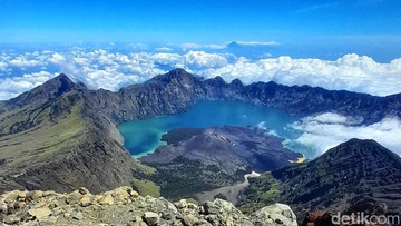 Suasana Gunung Rinjani Lombok. (Ahmad Viqi/detikBali)