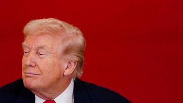 Tanda Tangan Trump Segera Hiasi Dolar AS: Jadwal Cetak dan Perubahan Tradisi Keuangan Amerika