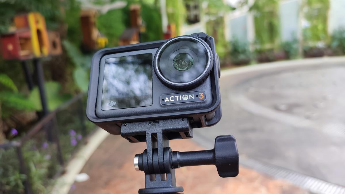 DJI Osmo Action 3: Kamera Aksi Tangguh untuk Para Petualang Sejati, Kupas Tuntas Fitur, Spesifikasi, dan Harga Terbaru