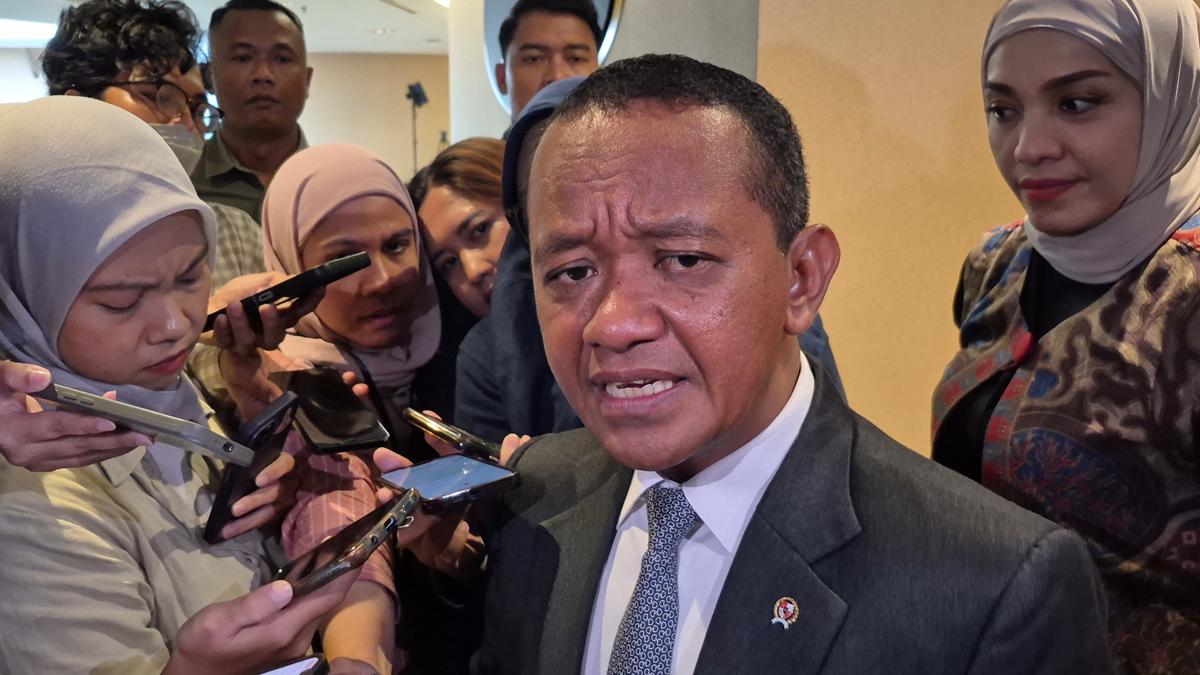 Insentif Menarik Menanti: Bahlil Lahadalia Dorong Konversi Motor BBM ke Listrik Demi Masa Depan Energi Bersih Indonesia