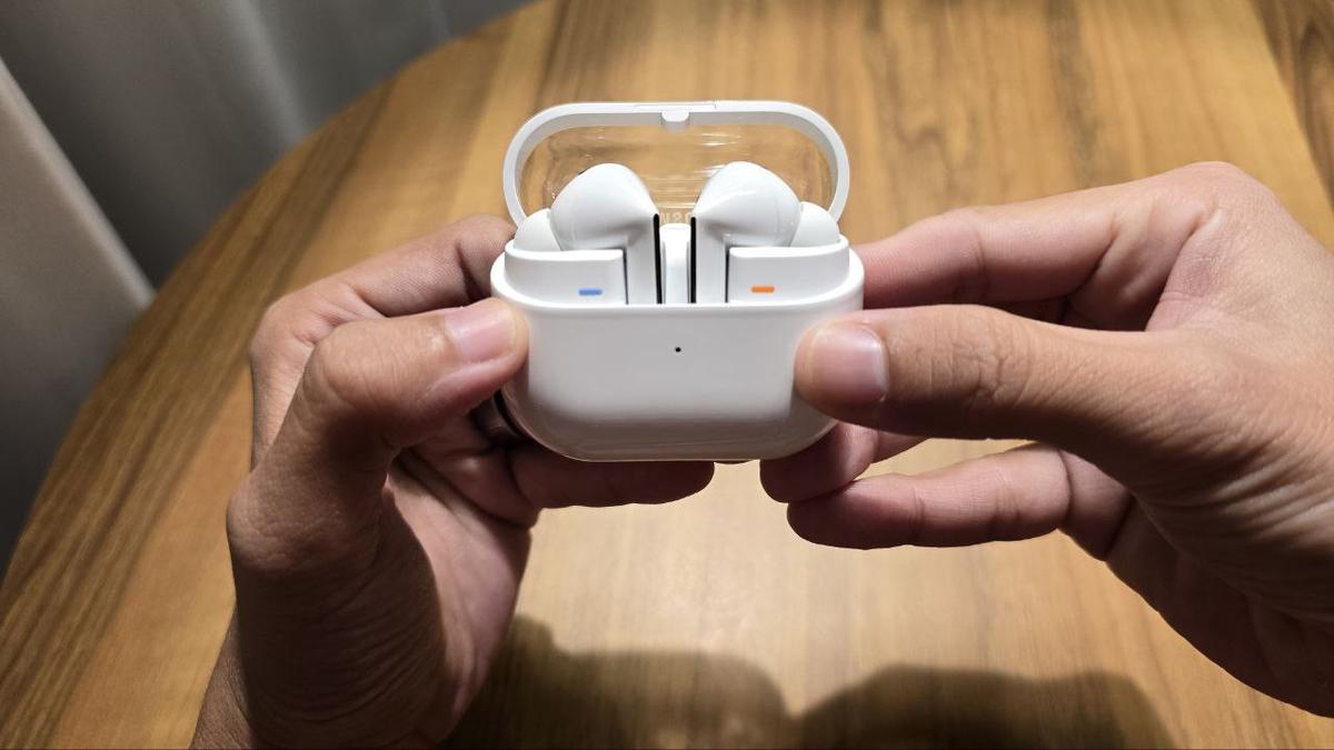 Samsung Galaxy Buds3 Pro: Revolusi Audio Nirkabel dengan Desain Inovatif dan Kecerdasan Buatan