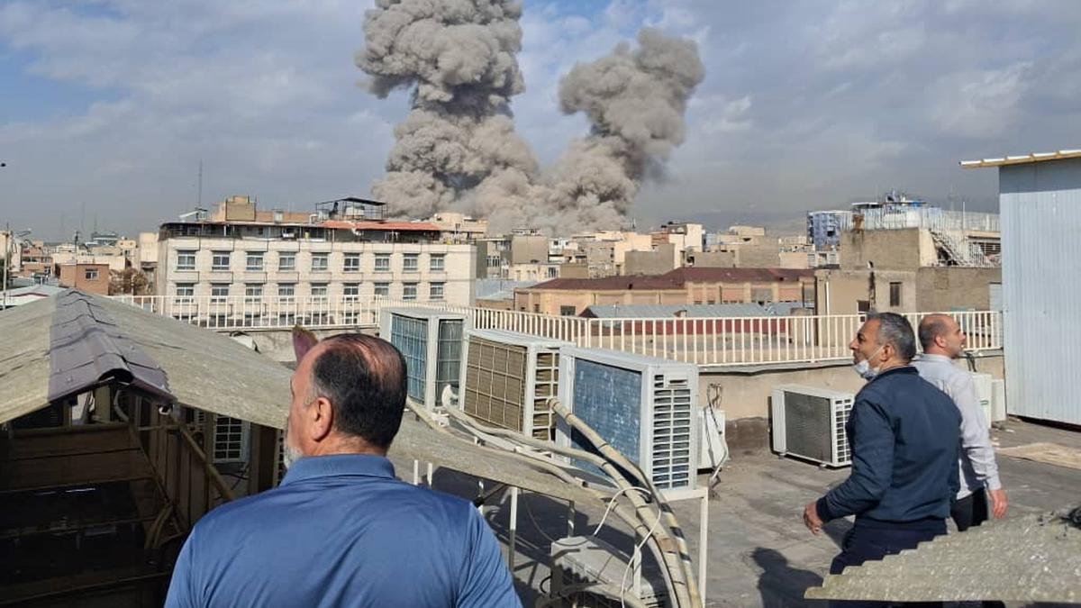 Gejolak Teknologi dan Politik: Trump Perintahkan Boikot Anthropic di Tengah Operasi Militer yang Didukung AI